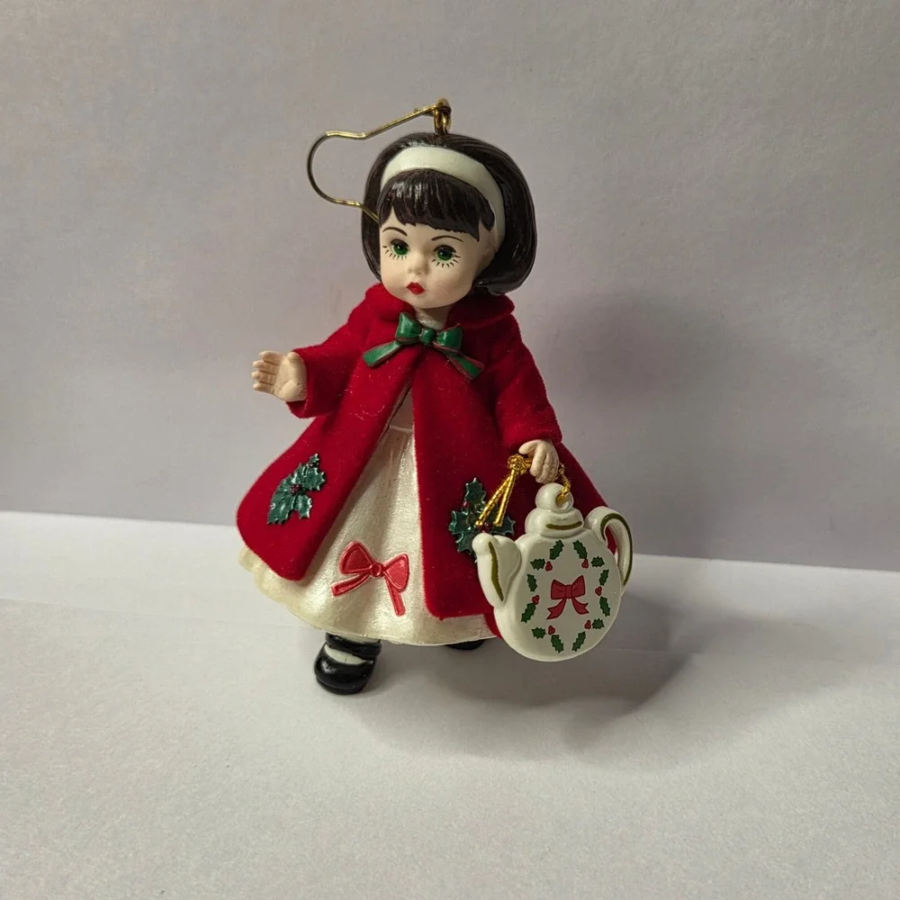 Hallmark Keepsake Christmas Tea Madame Alexander 2006 Ornament 11th In Series